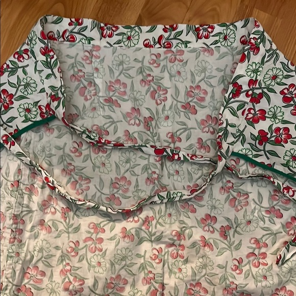 Handcrafted Floral Print Half Apron - Picture 3 of 3